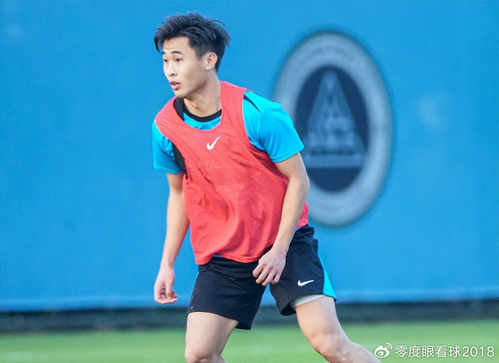 命苦！26岁中场天才再遭伤病暴击，沦为玻璃人，恐遭国足彻底弃用|戴伟浚|中超|深圳队|世预赛|狼队_新浪体育_新浪新闻