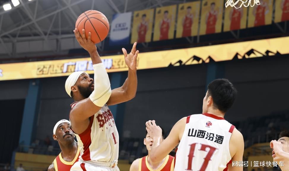 b体育下载-CBA季后赛太激烈了！4大争冠热门两队面临出局：广东广厦全危险了