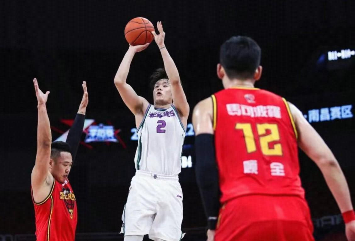bsport-丁彦雨航：不承认自己是中国最强小前锋；真不爱看拉拉队